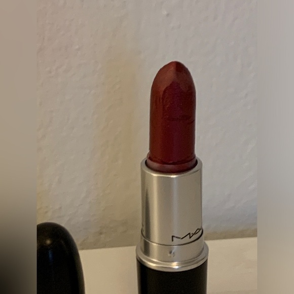 M.A.C. New 311 York Apple Frost Lipstick USED Discontinued Shimmer Full Sz Red - Picture 9 of 13